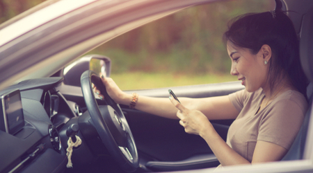 Move over speed cameras, text-and-drive cameras are coming to Sydney