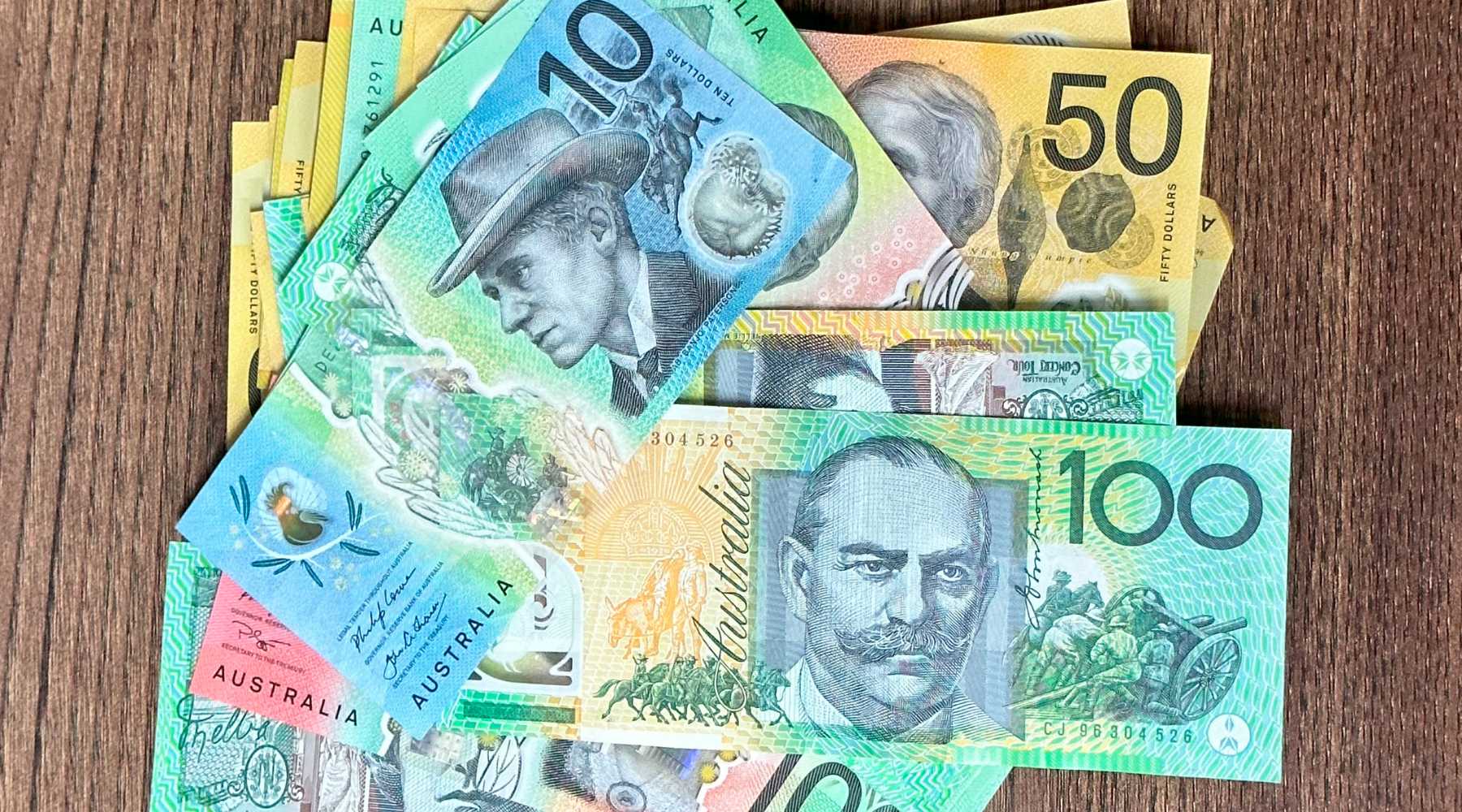 Finder's RBA Survey: Majority of experts predict another cash rate hike in May