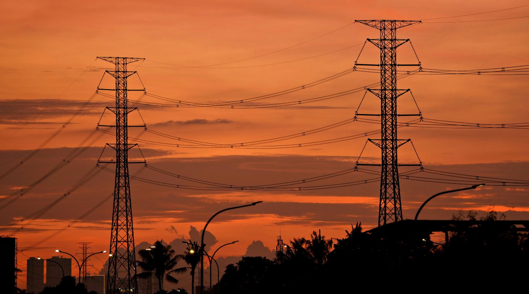 Victoria electricity prices set to drop for over 500,000 households