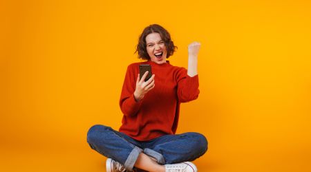Mega Optus mobile plan deal: $150 gift card and big 12-month discount