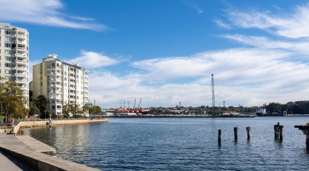Negative gearing: Are new units a good investment now or a real risk?