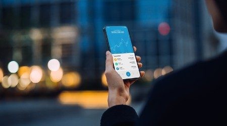 Kraken vs. eToro