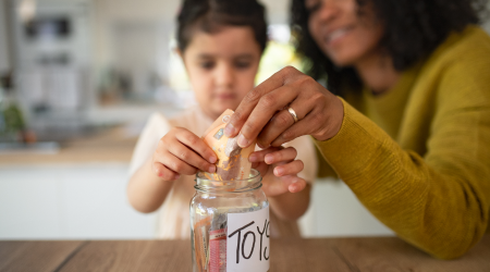 12 youth financial literacy programs