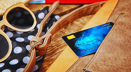 Banks with Custom Debit Cards
