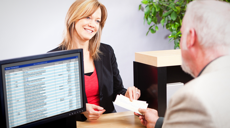 How to fill out a bank deposit slip