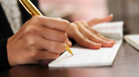 How to write a cheque in Canada