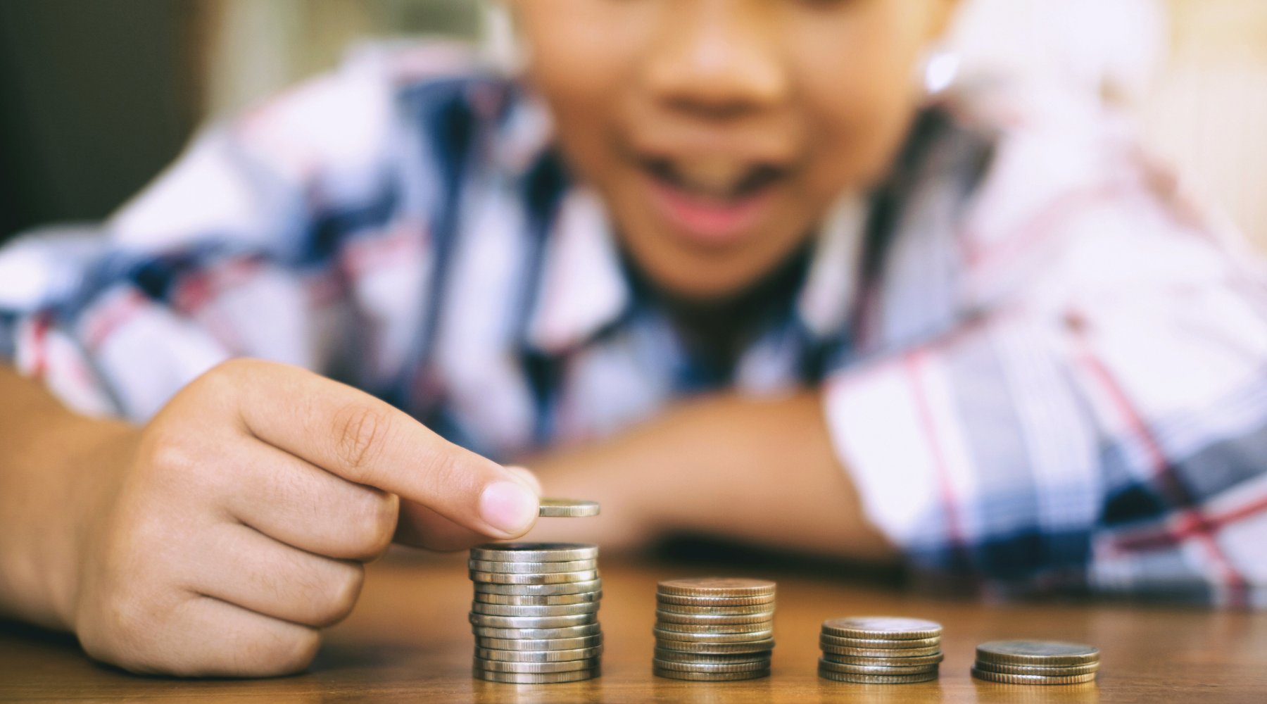 A Guide To Bank Accounts For Kids In Canada Finder Canada a-guide-to-bank-accounts-for-kids-in-canada-finder-canada